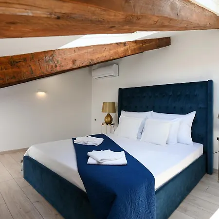 Royal Primera Apartment *