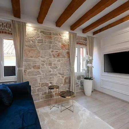 Apartament Royal Primera