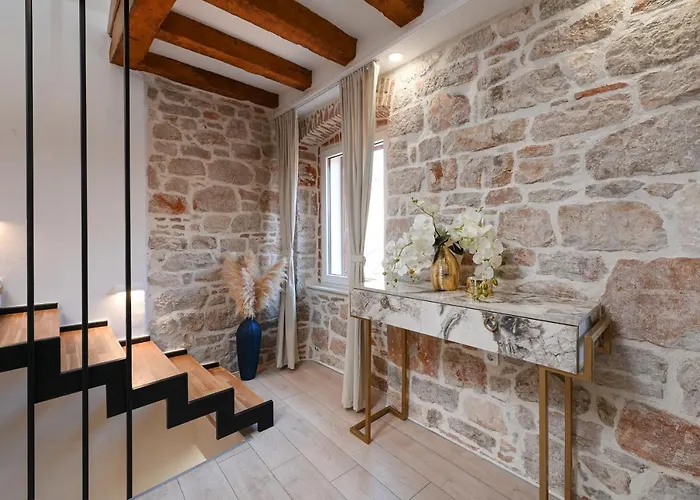 Апартаменты Royal Primera *