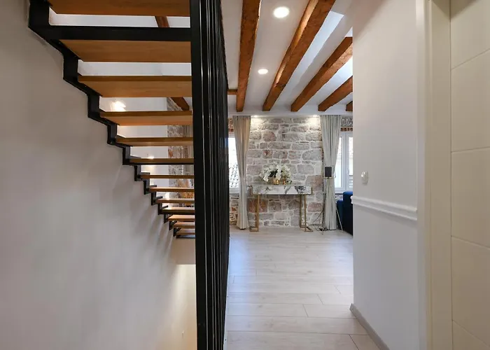 Apartman Royal Primera *