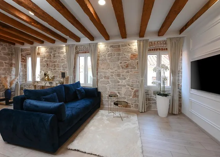 Apartman Royal Primera *